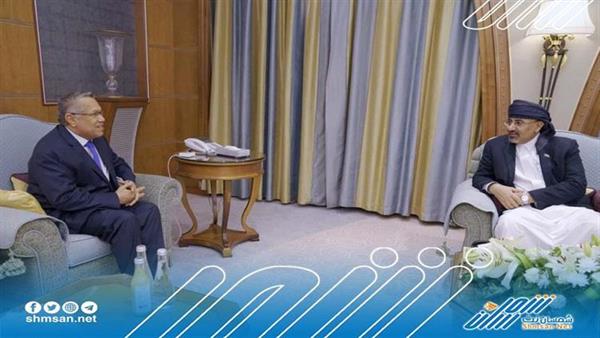 اللواء عيدروس الزُبيدي يستقبل أحمد عبيد بن دغر