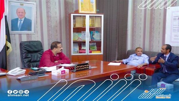محافظ شبوة يطلع على المشاريع الصحية في المحافظة