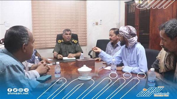 العميد ”المنهالي“ يناقش القضايا المؤرقة للمواطنين مع اللجان المجتمعية