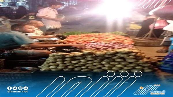 جبايات تصل إلى مليون ريال.. مدراء مديريات عدن يستغلون مناصبهم بفرص مبالغ طائلة على ملاك المحلات التجارية
