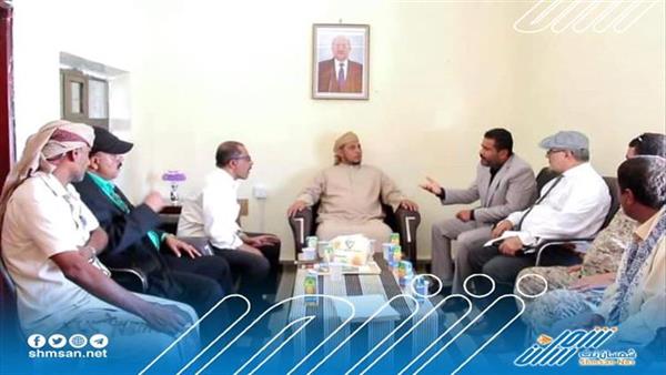 محافظ سقطرى يترأس لقاء مشترك للسلطة القضائية والتنفيذية ويطلع على المخطط العمراني لمنطقة موري.