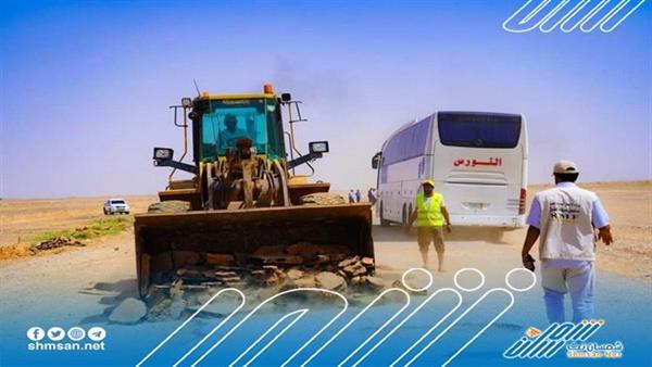 بدء تأهيل طريق العبر - عتق في شبوة
