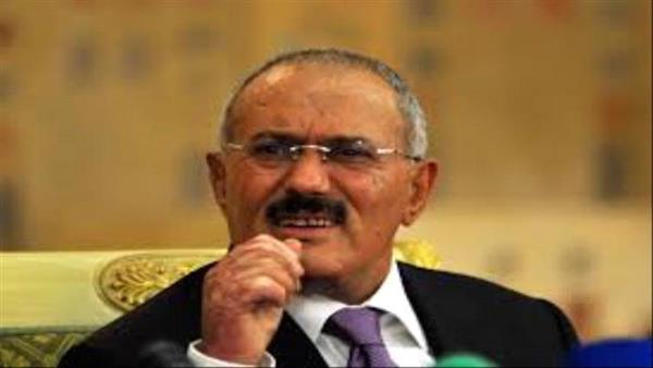 شياطين عفاش ينفذون توجيهات سيدهم بعودة عدن الى " قرية" 