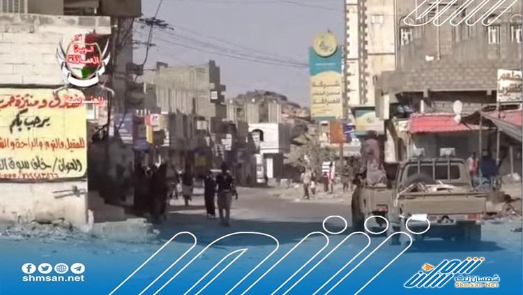 فيديو من داخل مركز مدينة حريب يظهر فرحة الأهالي بقدوم 
