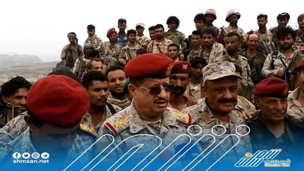 المقدشي يزور القوات المسلحة الجنوبية في الضالع 