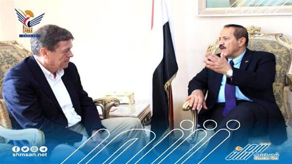 طلب مثير للسخرية قدمه قيادي حوثي بارز لسفير الألماني 