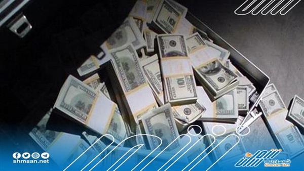 موظف مصري يعثر على حقيبة بداخلها 2 مليون دولار ... فماذا فعل ؟ 