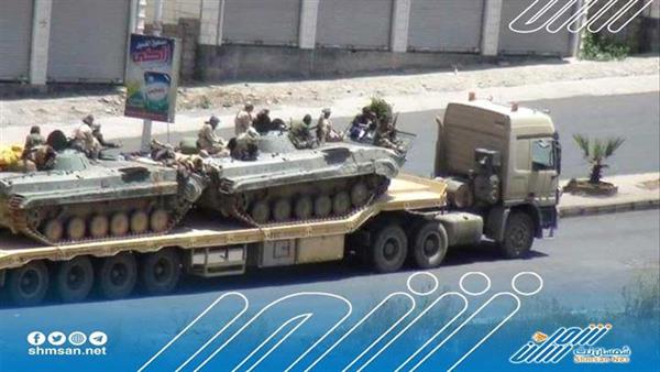 تعزيزات حوثية عسكرية تمر عبر إب إلى تعز