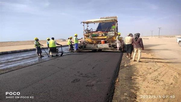 بدء اعمال تعبيد المدخل الجنوبي لعاصمة المهرة