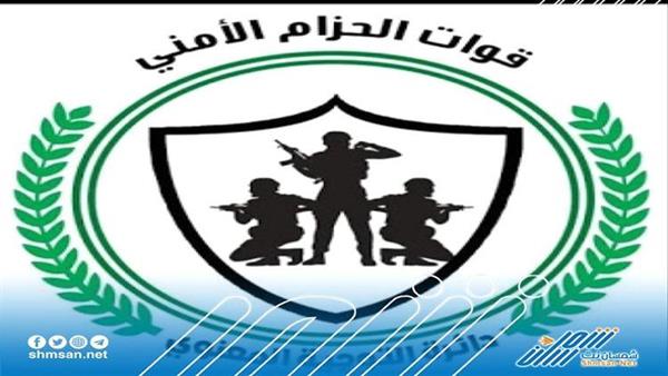 قيادة وضباط ومنتسبي قوات الحزام الأمني بالعاصمة عدن يُعزون أركان القوات بوفاة والده