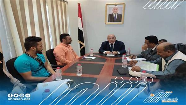 الوزير الاغبري يناقش مع الشركاء المحليين مستوى تنفيذ مشاريع برنامج الـ (UNDP) 