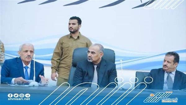 الزُبيدي يدشن عمل اللجنة العسكرية العُليا  