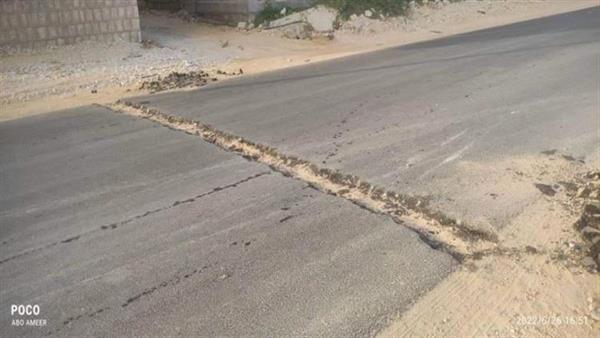 توعد بملاحقة مخربي الطرقات بعاصمة المهرة