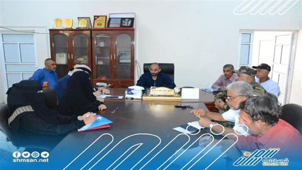 اجتماع تنفيذي صيرة يشدد على تقديم الخدمات للمواطنين وتعزيز تحصيل الإيرادات