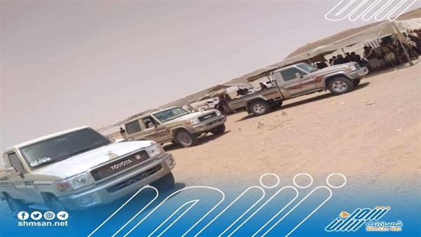 ابناء المديريات الشرقية بشبوة يحتجزون ناقلات النفط 