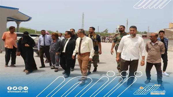 وضع حجر الأساس لمشروع إعادة تأهيل محطة غيل باوزير للمحروقات بحضرموت