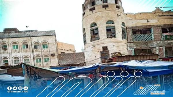 قيادي حوثي يتملك أرضية قلعة باب مشرف التاريخية 