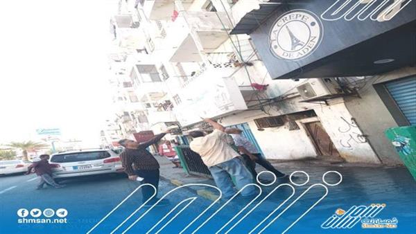 الجاوي يتفقد مشروع قنوات تصريف المياه ويشدد على ضرورة معالجة تراكم مياه المكيفات والخزانات في الشوارع