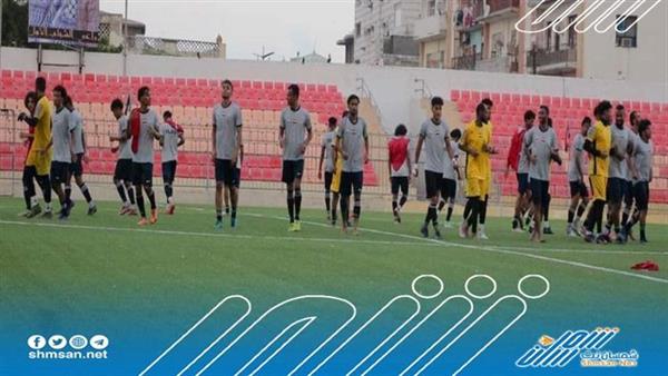 بعثة المنتخب اليمني الأول تصل إلى القاهرة لإقامة معسكرها الخارجي استعداداً لخليجي