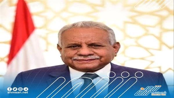 شيخ مشائخ ال كثير رئيس مجلس قبائل آل كثير الشيخ عبدالله بن صالح الكثيري ينفي صدور أي بيان بشأن الاحتشاد يوم الغد الجمعة.