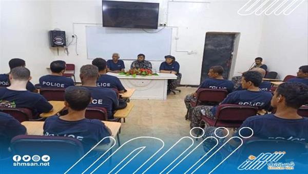 بن عفيف يشدد على الإلتزام بالضوابط العسكرية وحسن التعامل مع المواطنين.