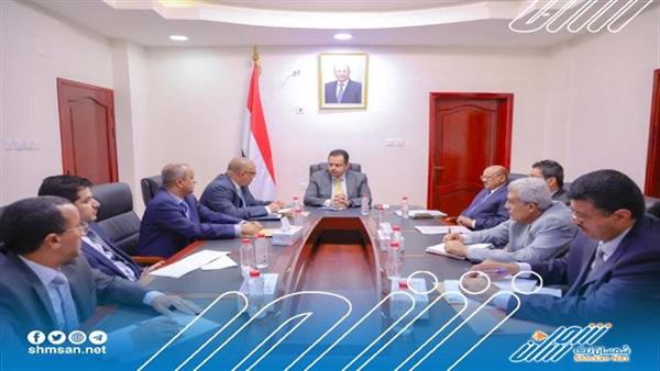 مجلس الوزراء يناقش تنفيذ قرار مجلس الدفاع الوطني بتصنيف مليشيا الحوثي جماعة إرهابية 