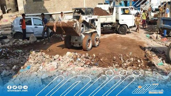 تدشين حملة رفع المخلفات والأتربة في الشريط الجبلي بالمعلا