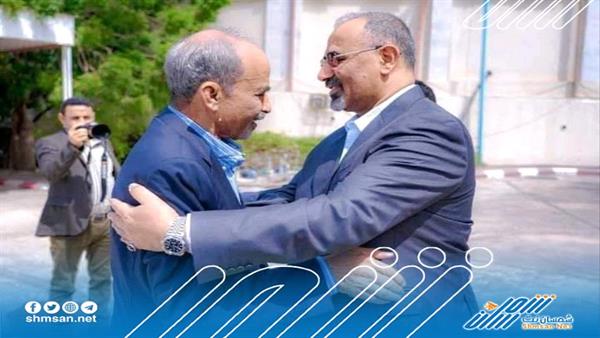 الزُبيدي يستقبل وزير الدفاع الأسبق اللواء محمود الصبيحي