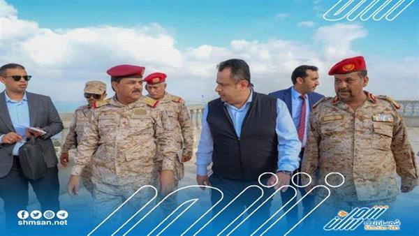 رئيس الوزراء يزور مستشفى باصهيب العسكري في عدن