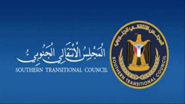 الإنتقالي يفرض قراراته اما حكم ذاتي او وفد مستقل يمثل الجنوب !