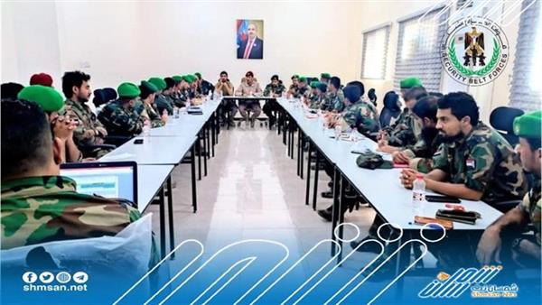 العميد الربيعي يترأس اجتماعاً دورياً لقوات الحزام الأمني بعدن