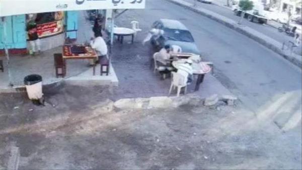 القبض على متهم بدهس مواطنين بعدن