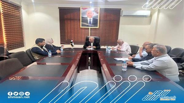 الوزير الشرجبي يبحث مع منظمة يمن آيد تدخلاتها في مجال المياه 