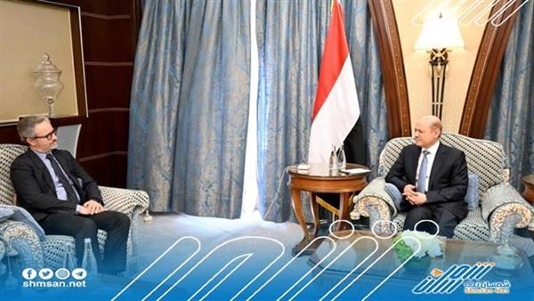 الرئيس العليمي: نرحب بالمساعي الحميدة لانهاء الحرب في اليمن 