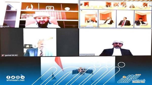 عاجل / لقاء يجمع الزُبيدي والعليمي ومجلس القيادة بعد التصريحات الأخيرة وسط غياب أحد الأعضاء