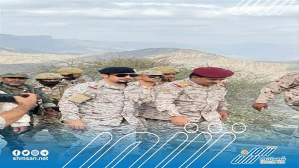 قائد القوة السعودية بعدن وقيادة التحالف تزوران جبهة ثرة بأبين