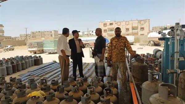 معوقات تواجه وصول ناقلات محطة صافر بمأرب الى شبوة