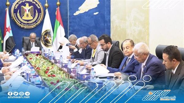 عاجل / رئاسة الإنتقالي حول هيئة التشاور: لا يوجد أي وثائق نهائية مُقرّة مثلما يروج له الإعلام 