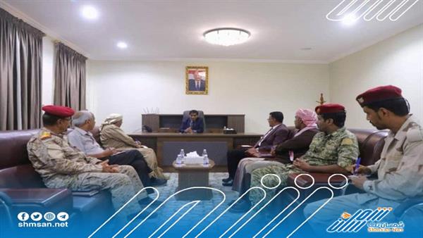 البحسني يرأس اجتماع اللجنة الأمنية في حضرموت ويطلع على عمل إدارة مكافحة المخدرات
