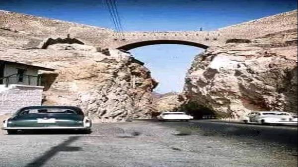 عقبة عدن....إعجوبة الزمان !