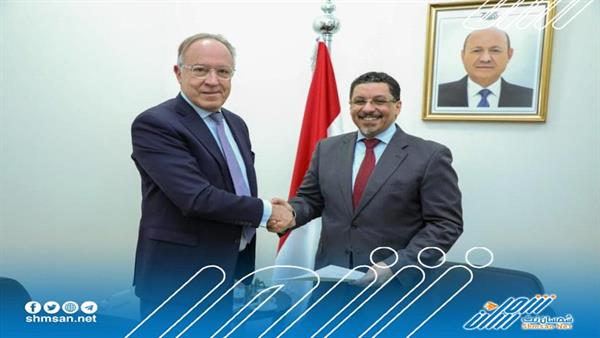 وزير الخارجية يتسلم نسخة من أوراق اعتماد السفير الارجنتيني