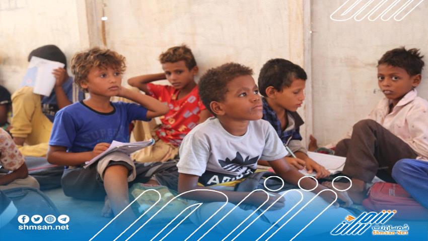 نصف مليون طفل نازح في اليمن لم يلتحقوا بالمدارس كباقي الاطفال 