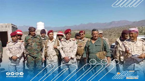 اهتمام مستمر بتحديات الميدان .. وفد من وزارة الدفاع يزور أبطال قواتنا في جبهة الضالع الحدودية