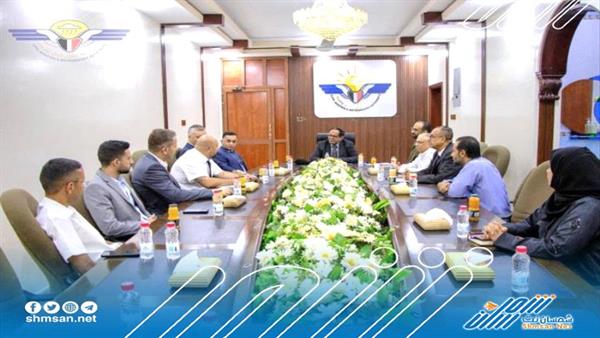 عاجل / فريق فني أردني يبحث جهود استئناف رحلات طيران الأردنية إلى مطار عدن