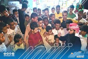 المقدم الجعدني ينفذ نزولات ميدانية للتوعية بمخاطر المخدرات في العاصمة عدن