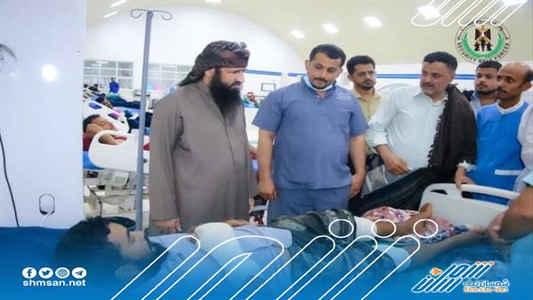 عاجل/ بالصور.. والي يزور جرحى الحزام الأمني والقوات الجنوبية في مستشفى عبود بعدن