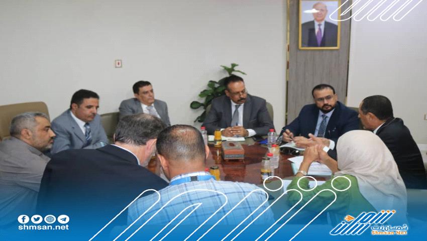 وزير الأشغال يبحث مع البنك الدولي أولويات مشاريع الطرق و #النقل