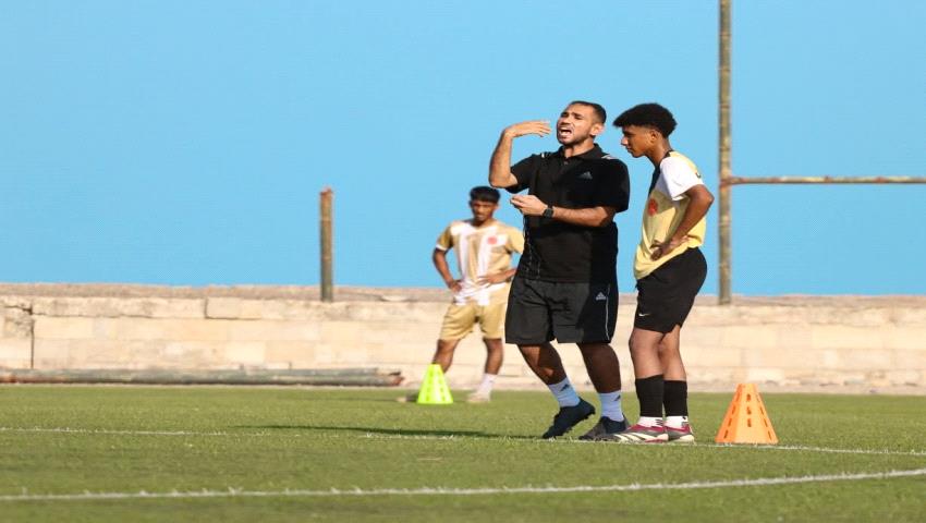 نادي التلال يواصل استعداداته بقيادة الكابتن سامر فضل 