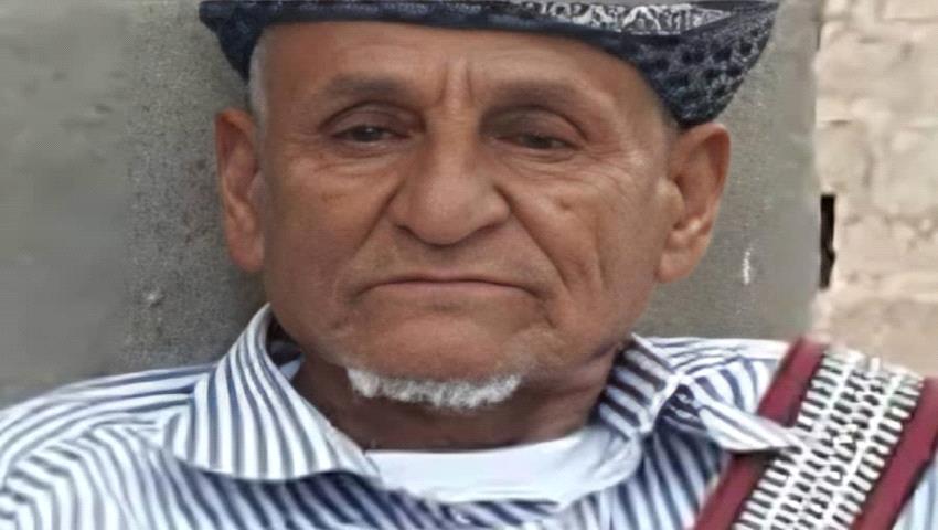 العميد وسيم العُمري يُعزّي الشيخ حسن القحيم في وفاة والده