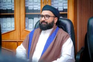 وكيل وزارة الأوقاف "بن عطاف" يوجه رسالة لأبناء يافع بشأن دار الحديث في منطقة “مكيل” بمكتب السعدي